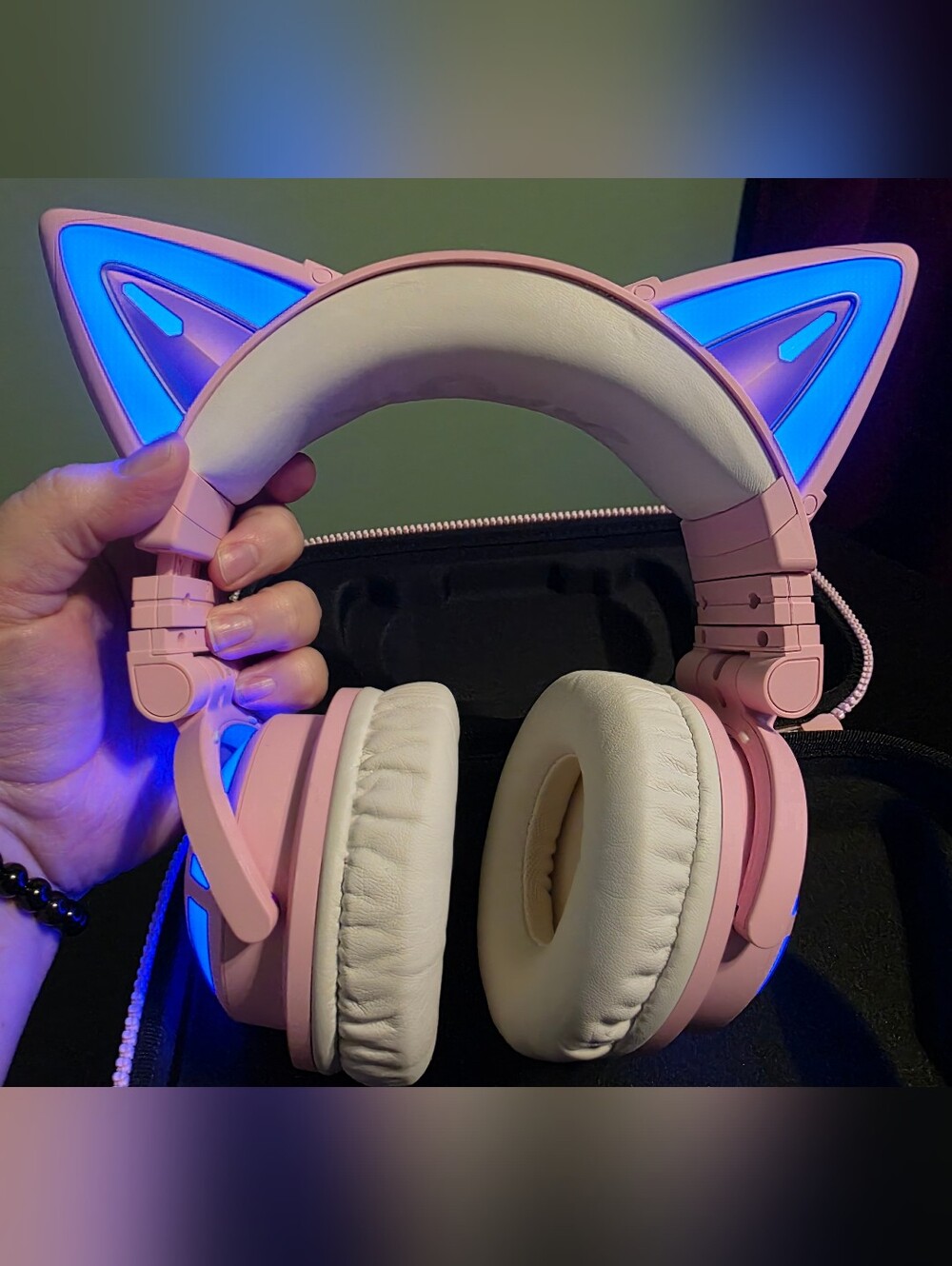 YOWU Pink Cat Ear 3G Wireless Headphones Excellent Condition with Carrying Case - Picture 16 of 16